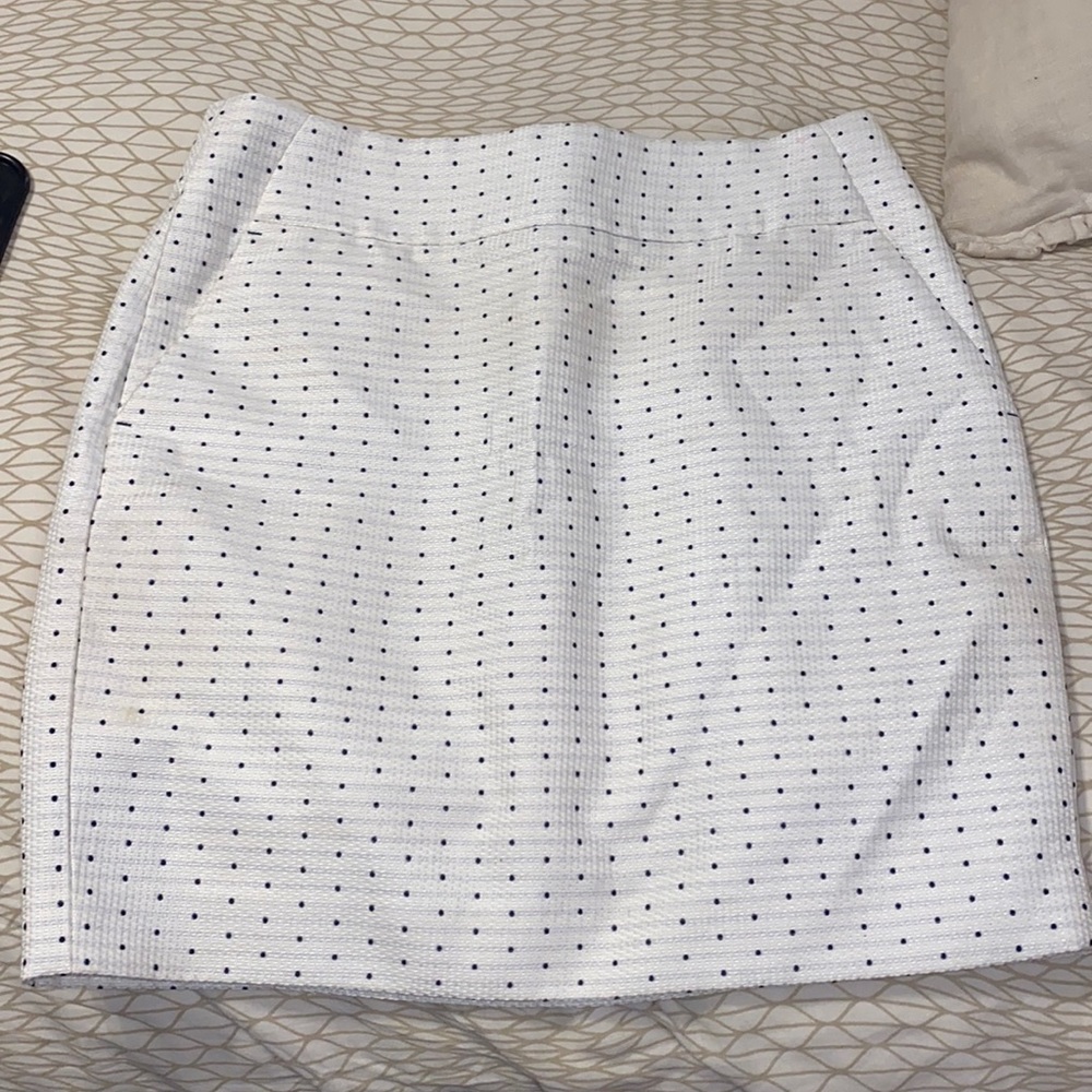 Ann Taylor Lined mini skirt sz 4